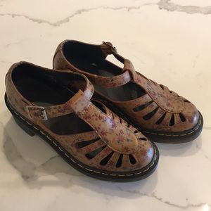 Dr. Martens Jocelyn T-Bar Sandal flower/brown